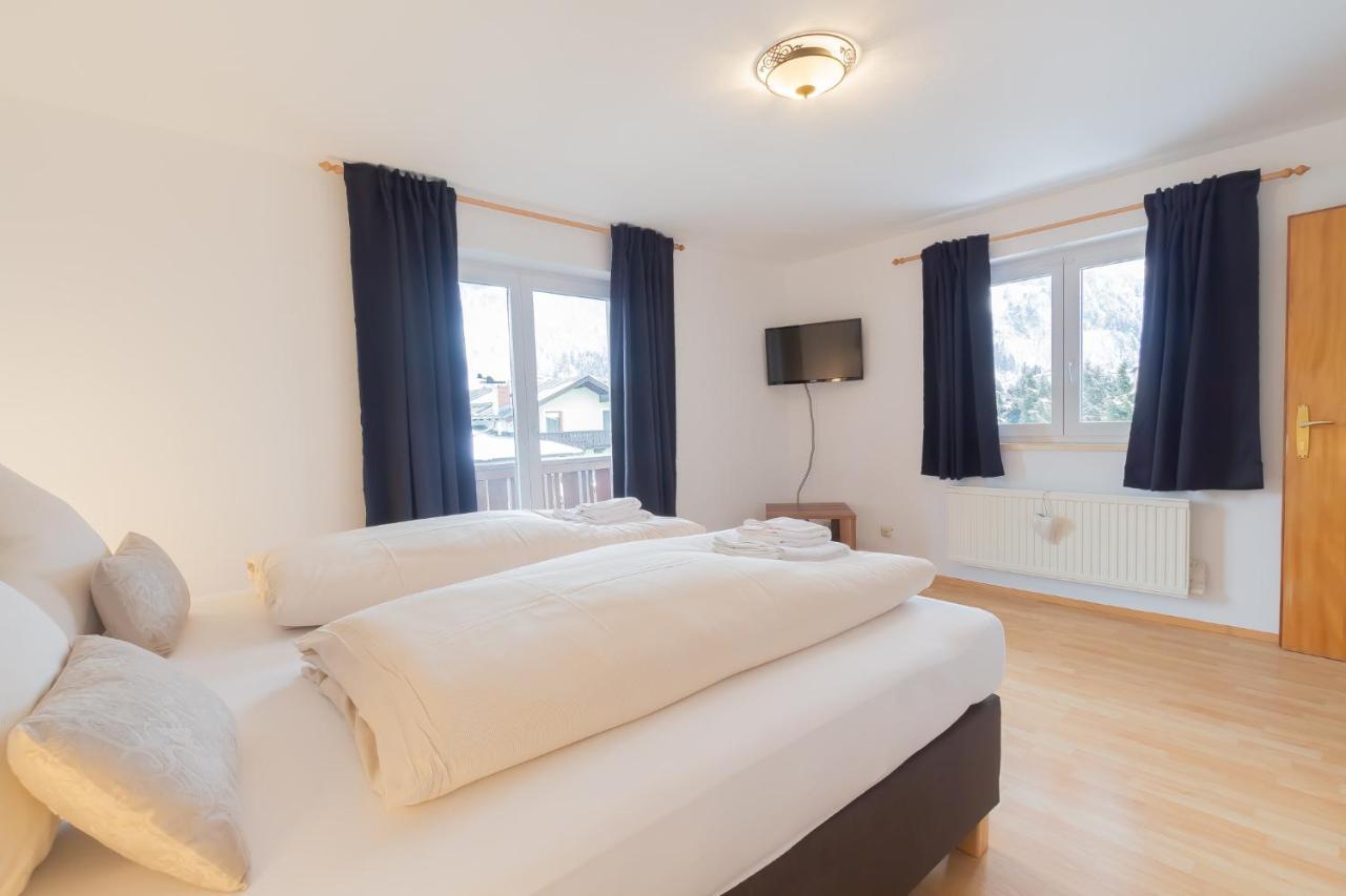 The Steinbock Lodge With Garden And Bbq Zell am See Luaran gambar